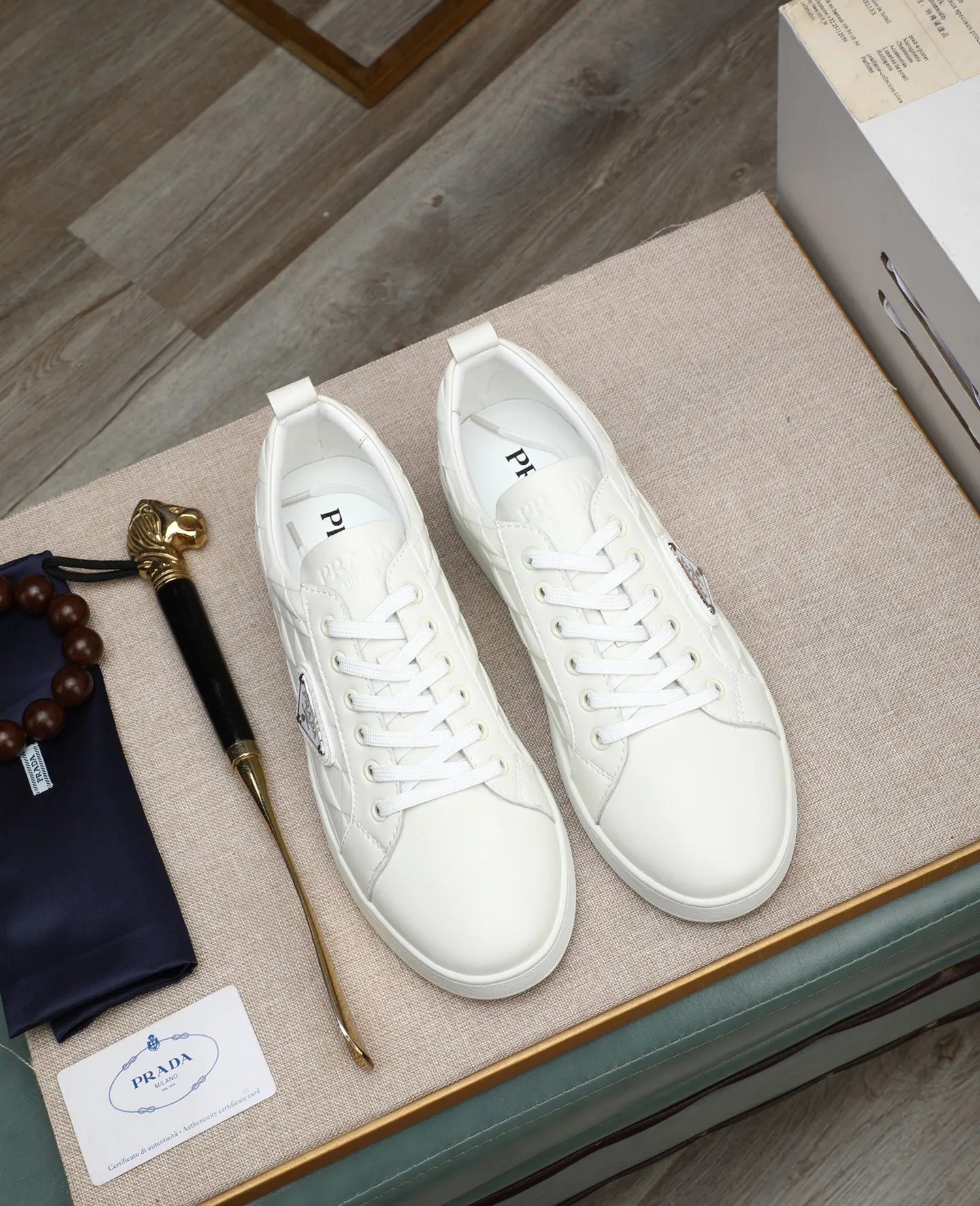 Men's men's shoes💰440🌹🌹[PRADA—Prada] latest model🙈original replica! 👟👟👟Available here. The workmanship is top-notch. The upper is made of Italian 🇮🇹Imported calfskin. ❗️Breathable genuine leather lining @Suitable for travel. The original version has an enlarged engraved sole, making it suitable for all kinds of travels, showing low-key luxury. Let quality speak for itself. Color: Size: 38-44